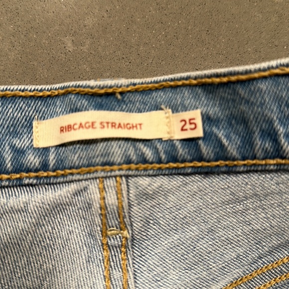Levi’s Ribcage straight 25 - Picture 5 of 9
